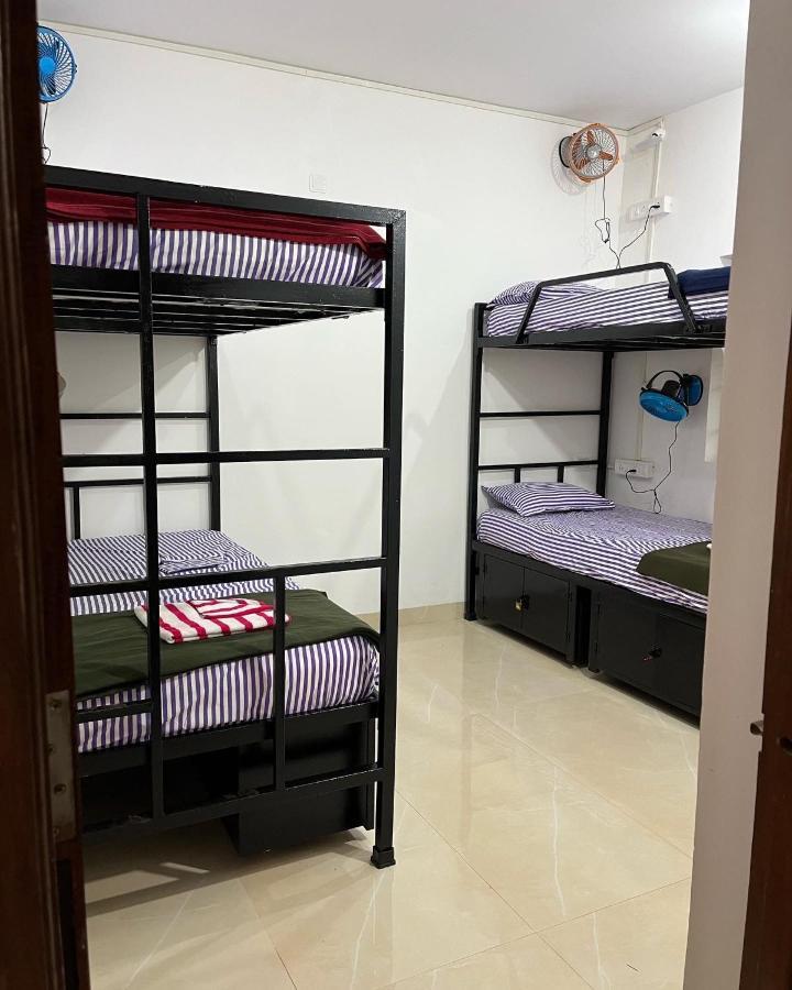 Bonds Hostel Candolim Ngoại thất bức ảnh